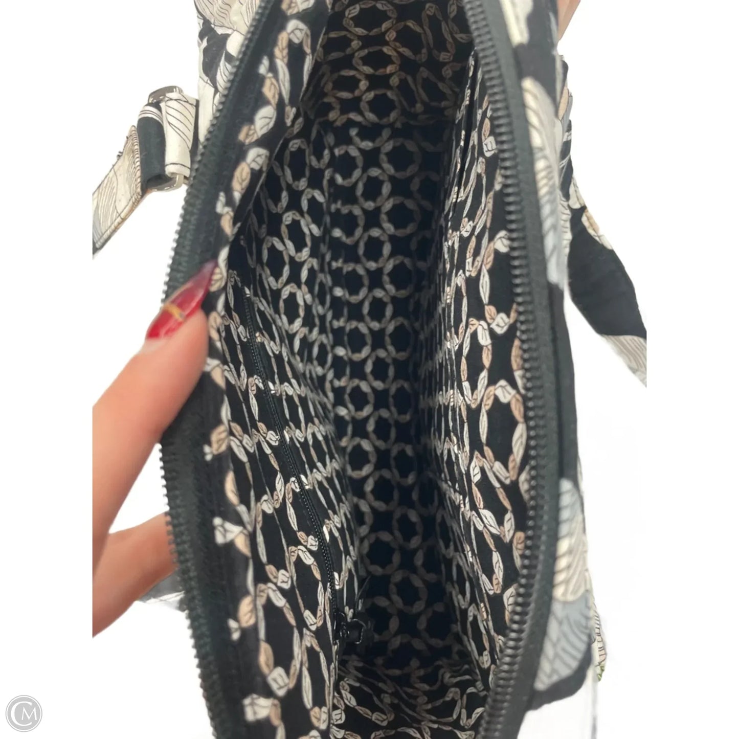 Handbag By Vera Bradley, Size: Medium