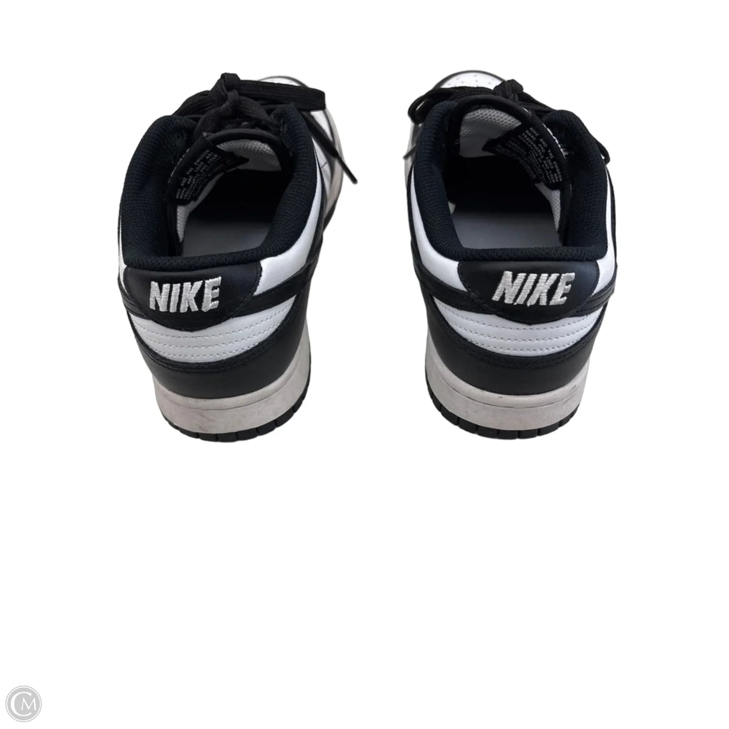 Shoes Sneakers By Nike In Black & White, Size: 10