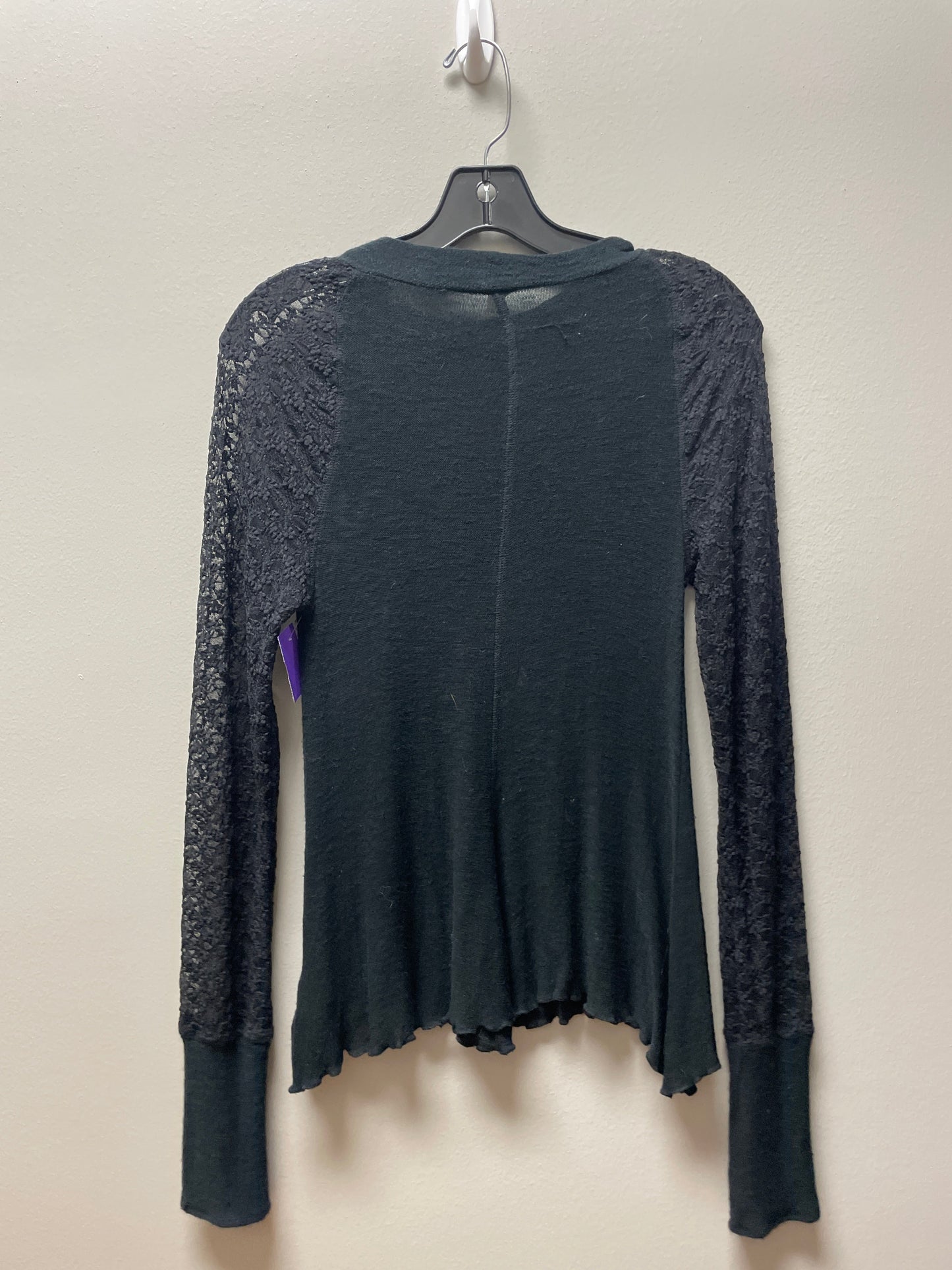 Top Long Sleeve By Free People In Black, Size: S