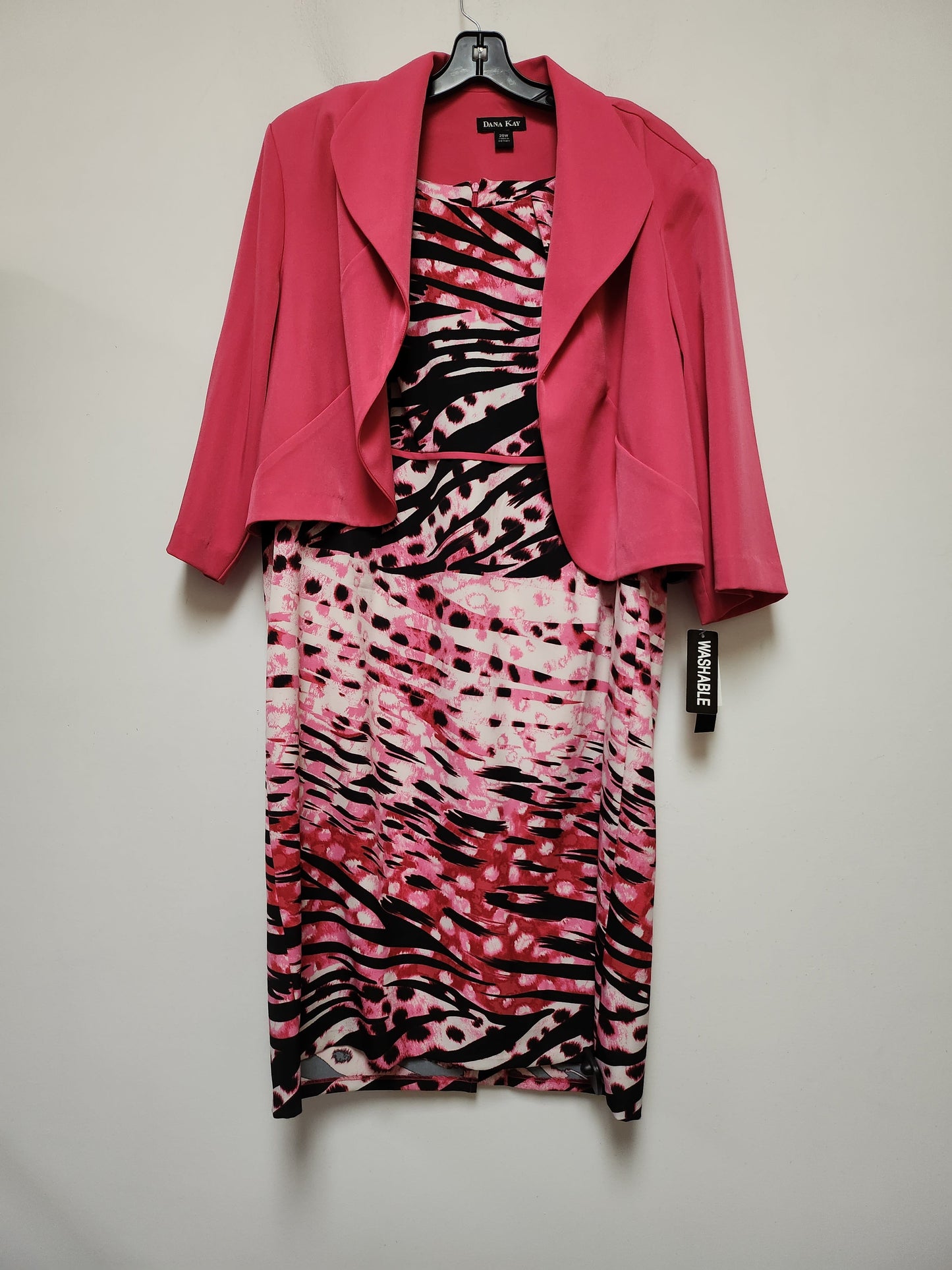 Black & Pink Dress Suit 2pc Clothes Mentor, Size 2x