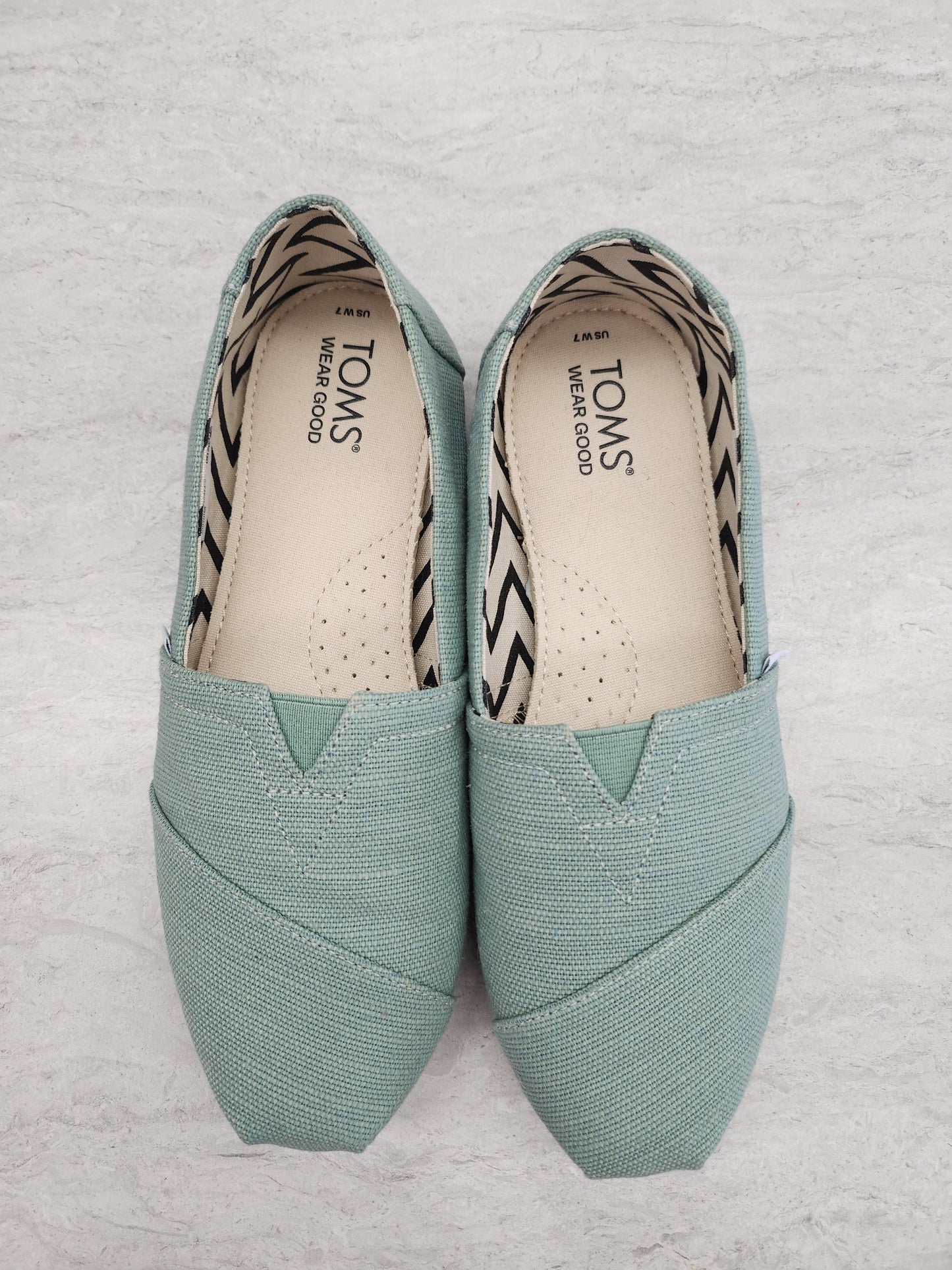 Green Shoes Flats Toms, Size 7