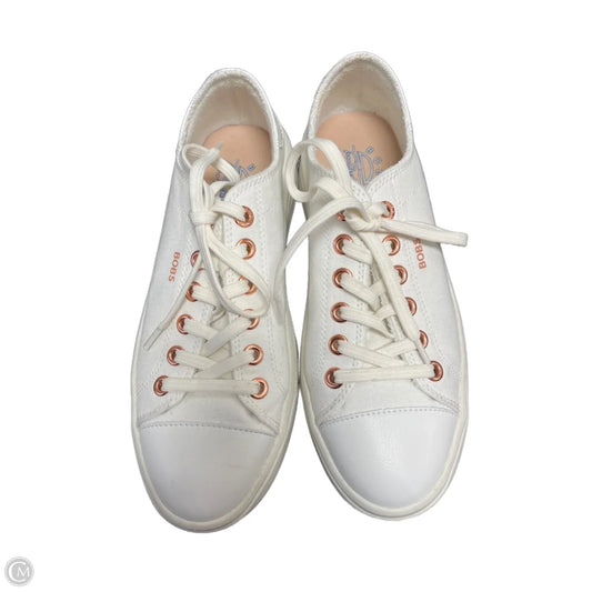 Shoes Sneakers By Bobs In White, Size: 8