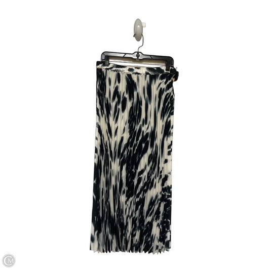 Skirt Maxi By Clothes Mentor In Black & White, Size: 12