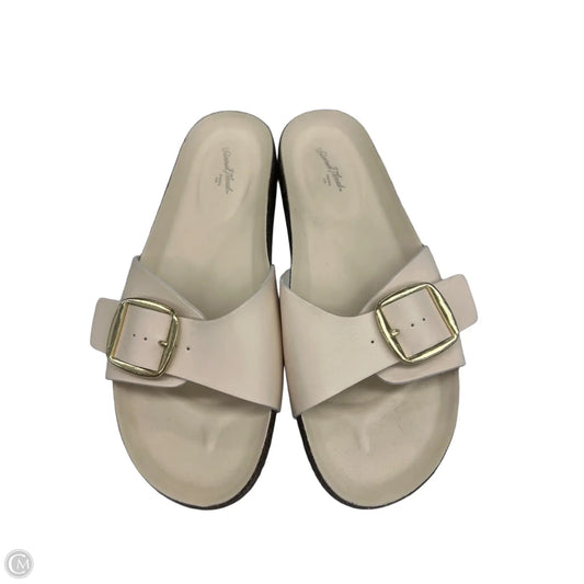 Sandals Flats By Universal Thread In Cream, Size: 7.5