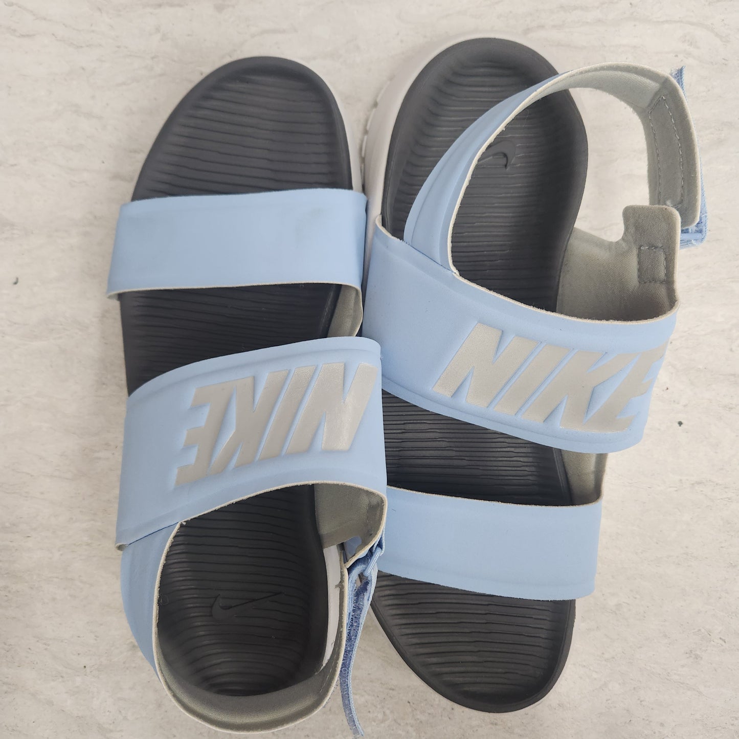 Sandals Flats By Nike In Blue, Size: 8