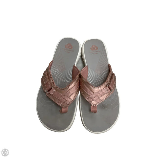 Sandals Flats By Clarks In Grey & Pink, Size: 7