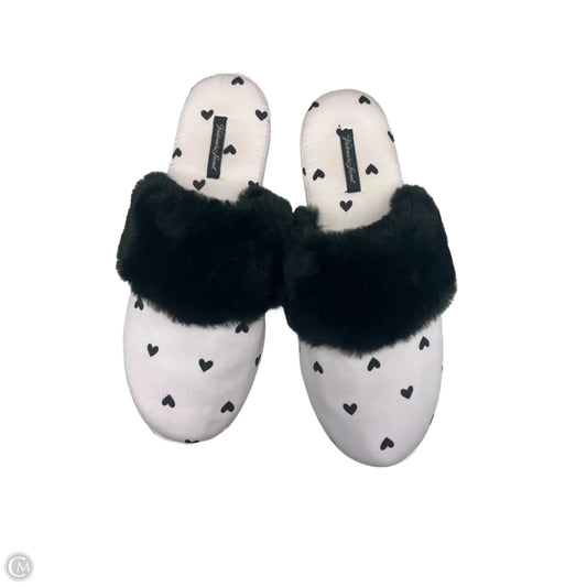 Slippers By Victorias Secret In Black & Pink