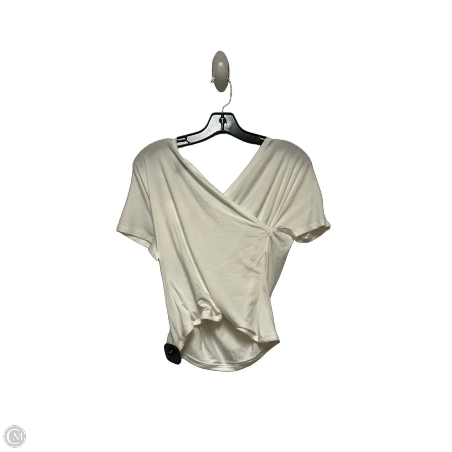 Top Short Sleeve By Clothes Mentor In White, Size: M