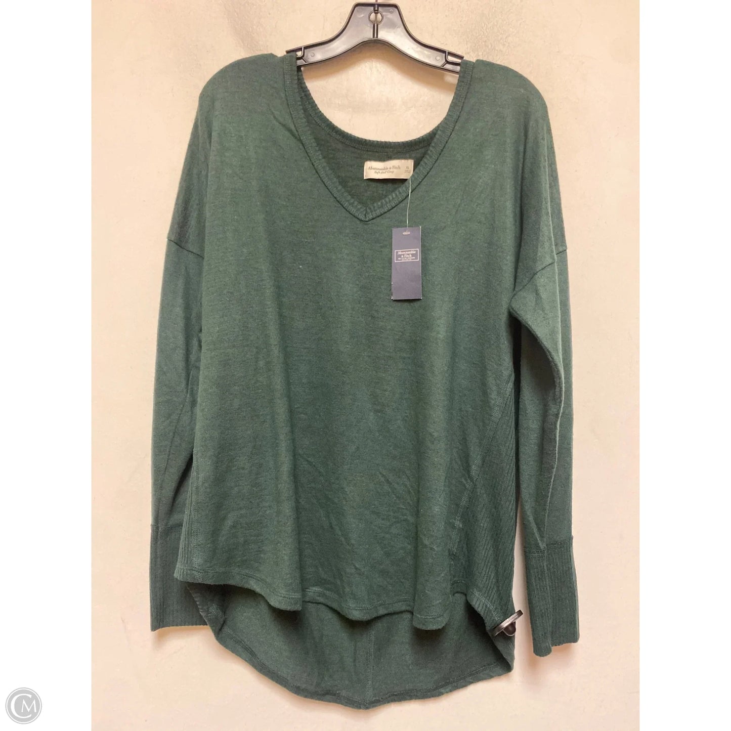Top Long Sleeve By Abercrombie And Fitch In Green, Size: Xl