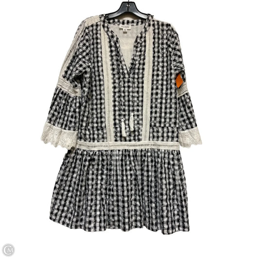 Dress Casual Short By Allison In Checkered Pattern, Size: L