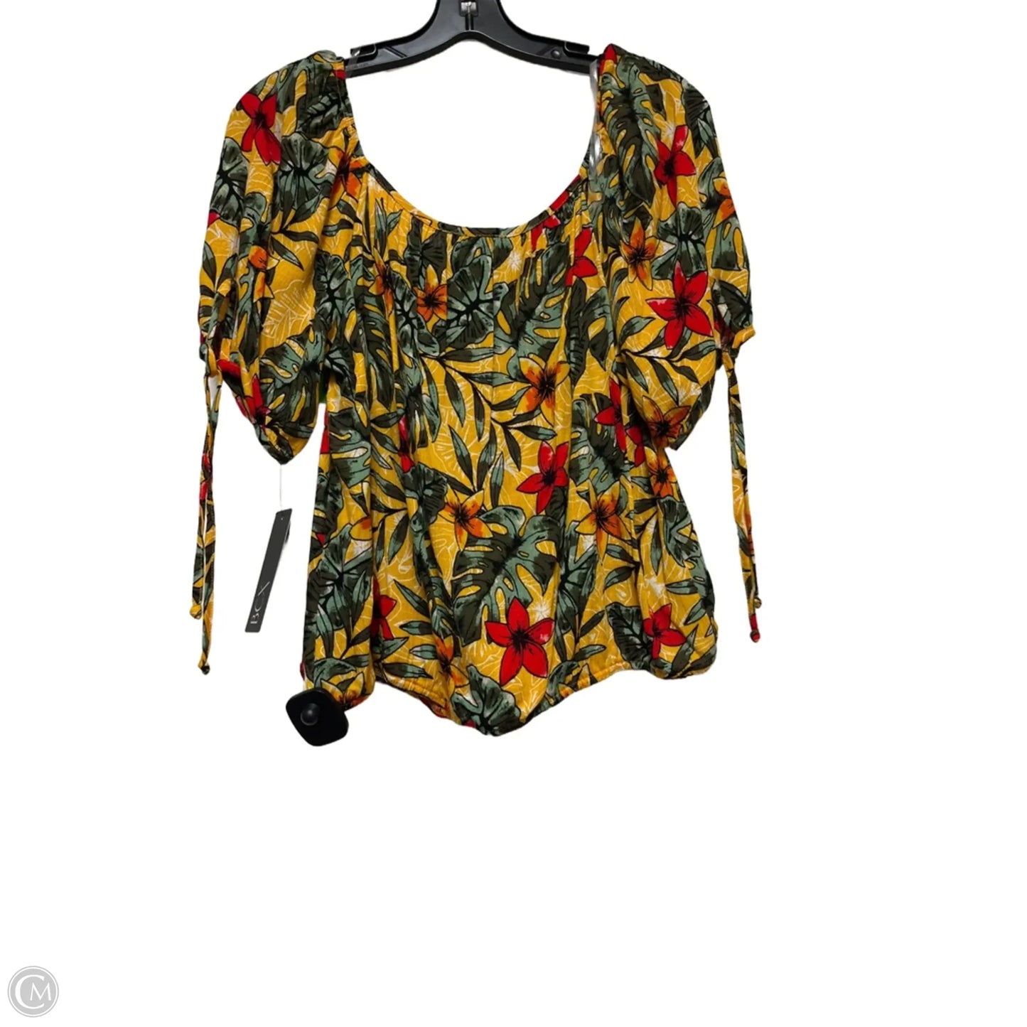 Top Short Sleeve By Bcx In Tropical Print, Size: L