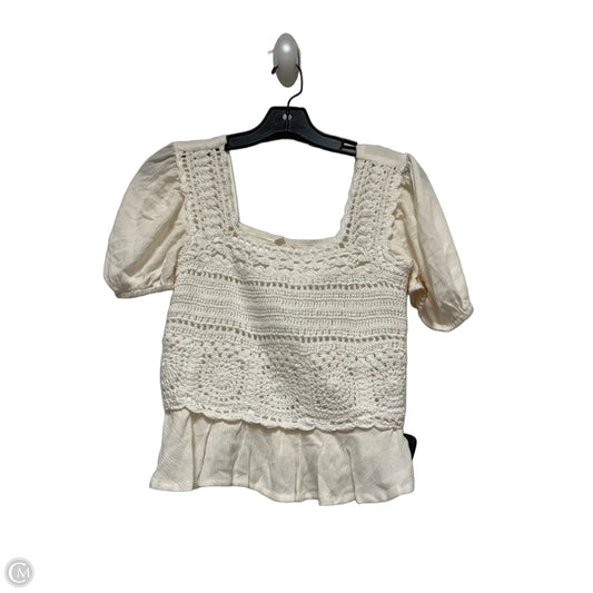 Top Short Sleeve By Hem & Thread In Cream, Size: S