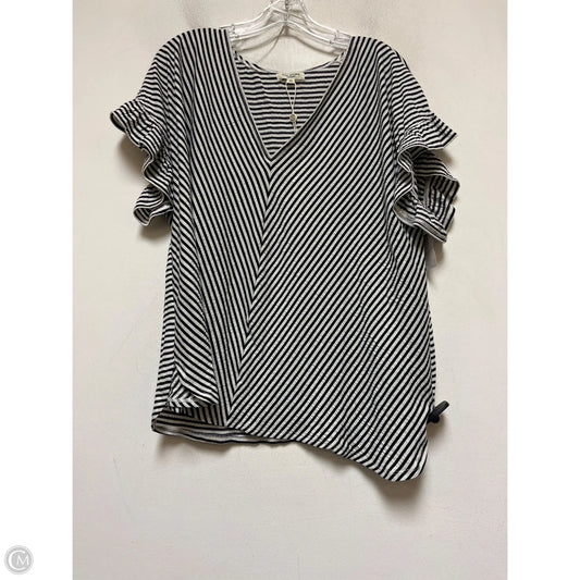 Top Short Sleeve By Max Studio In Striped Pattern, Size: 2x