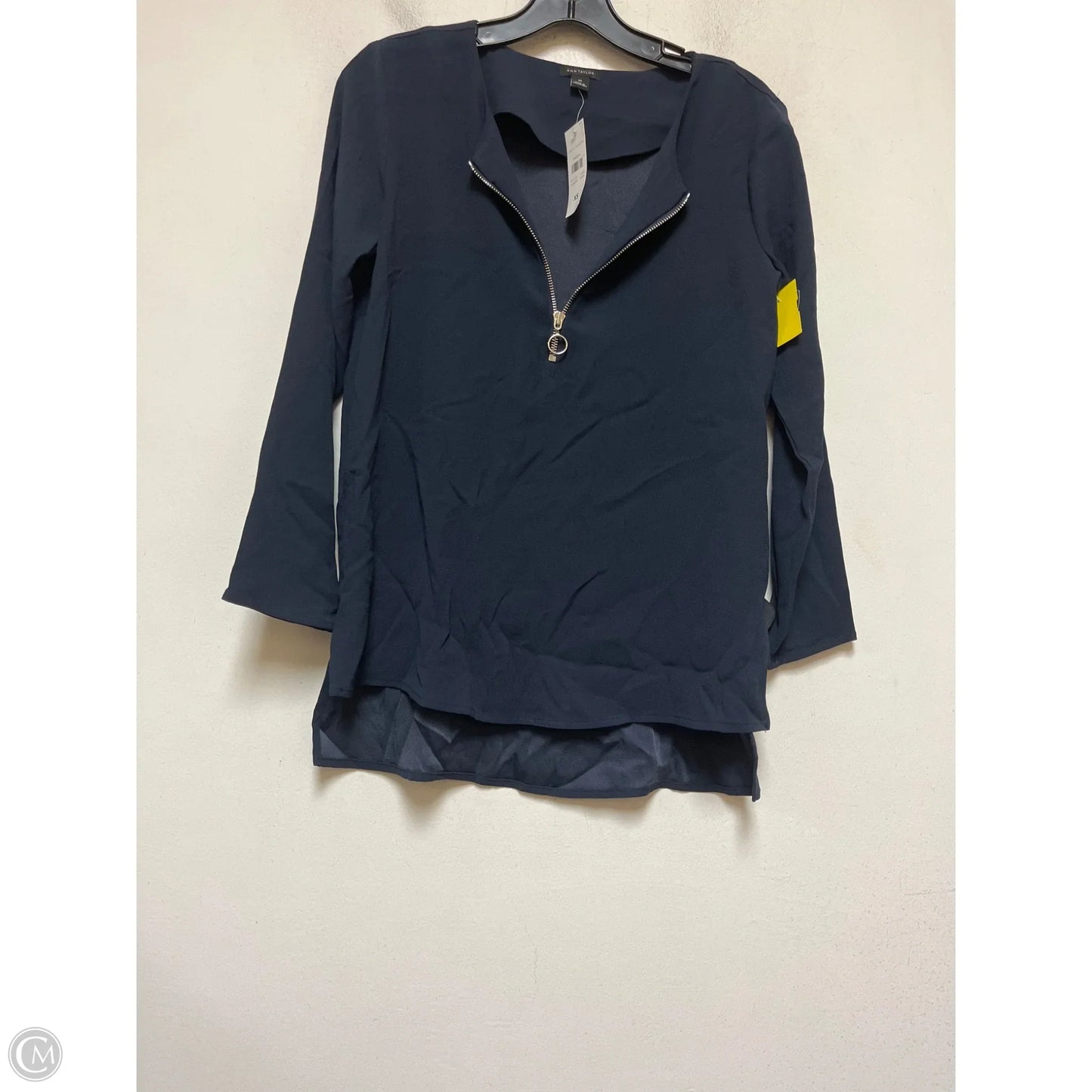Top Long Sleeve By Ann Taylor In Navy, Size: Xs