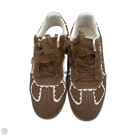 Shoes Sneakers By Cushionaire In Brown, Size: 7