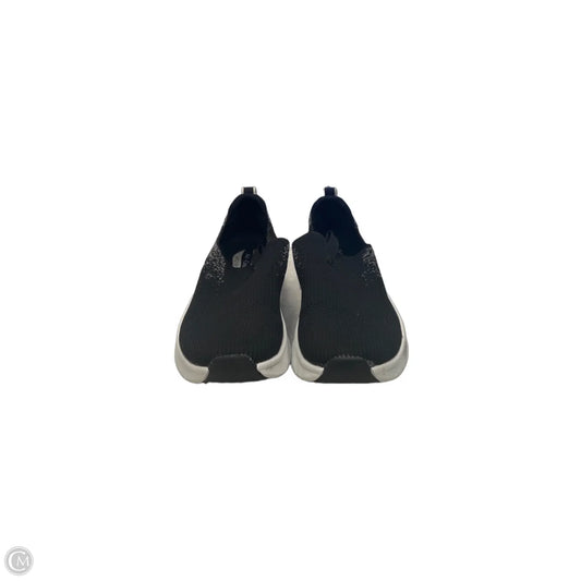 Shoes Athletic By Skechers In Black & White, Size: 7.5