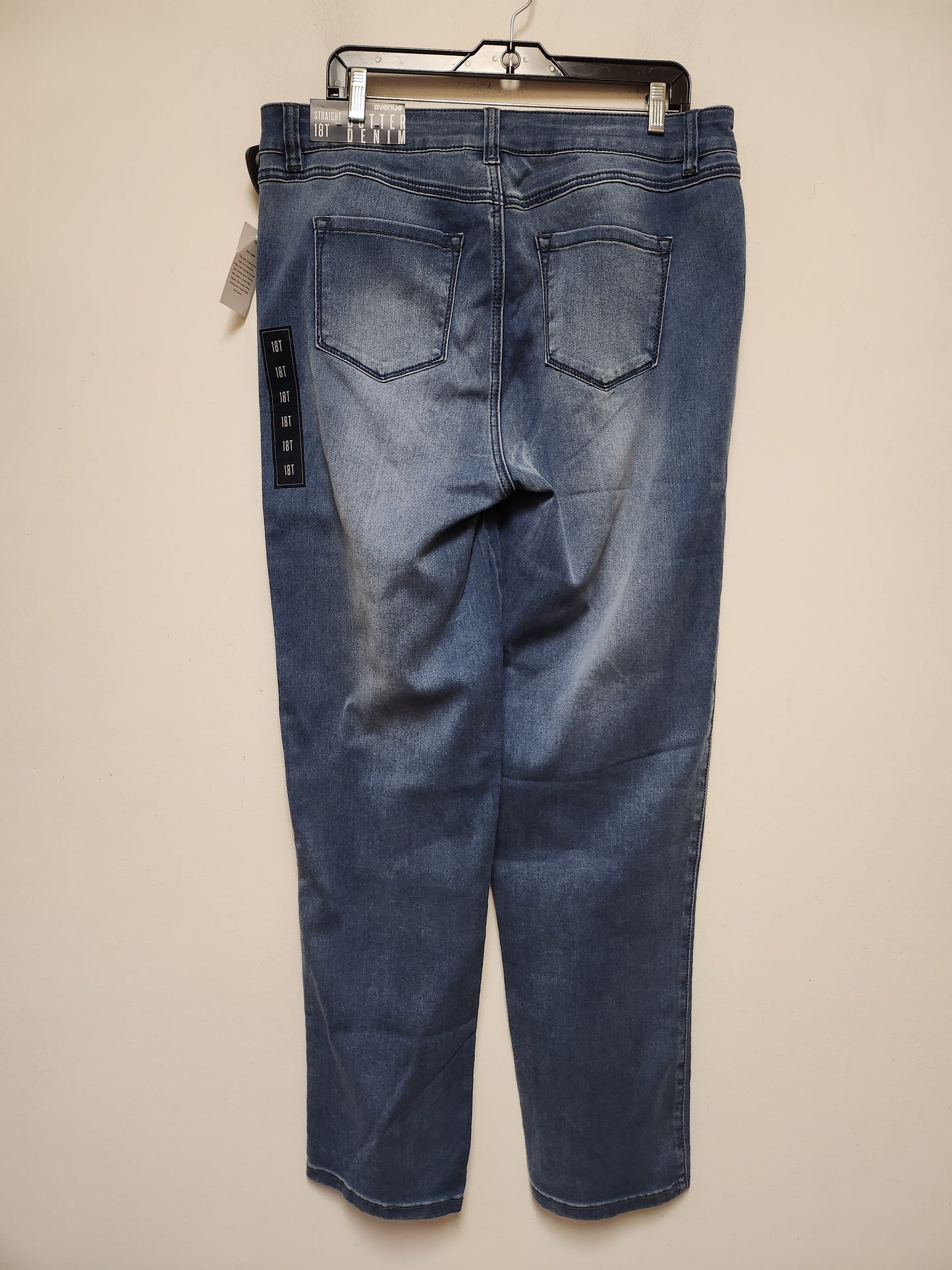 Blue Denim Jeans Straight Avenue, Size 18