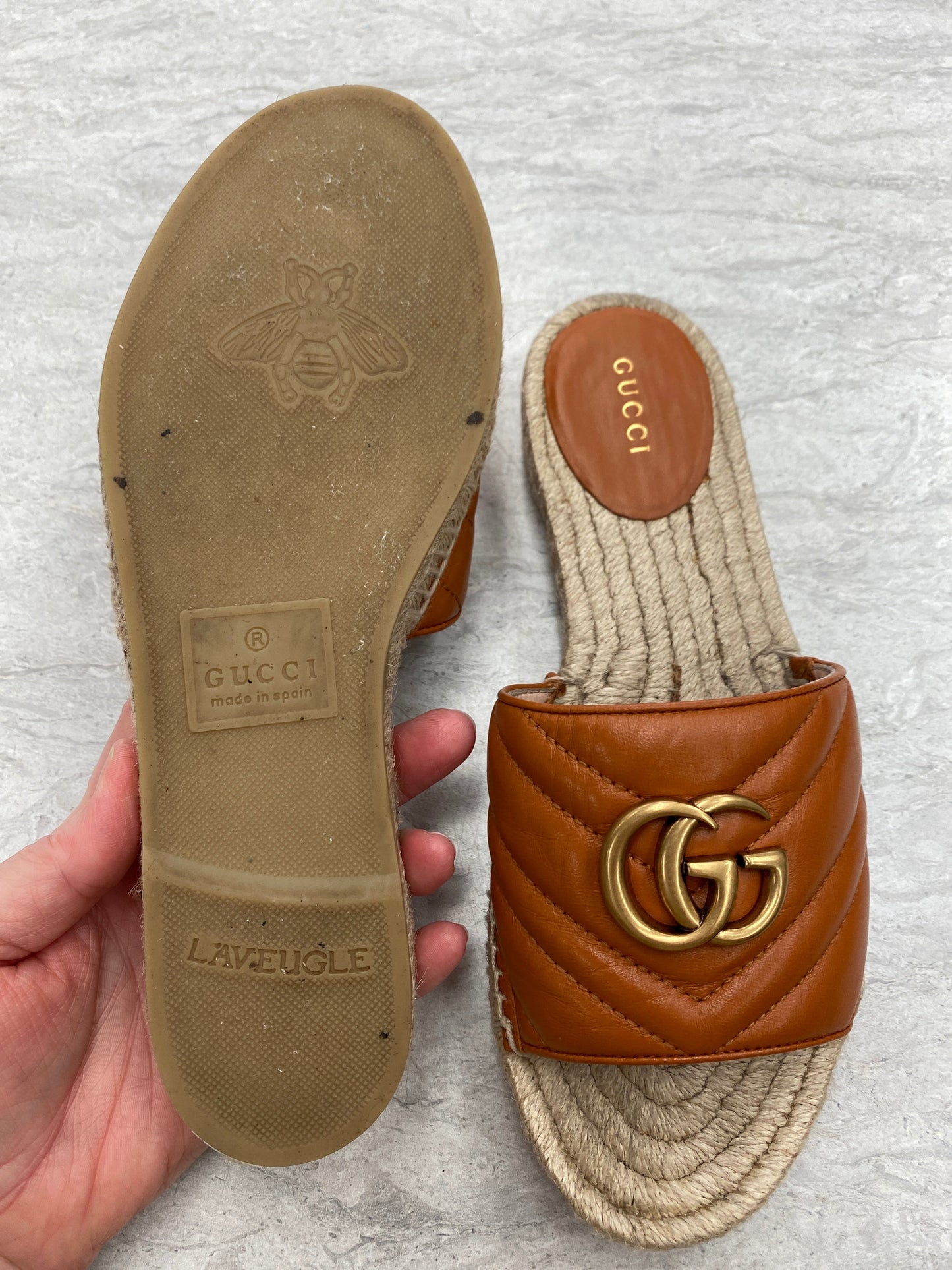 Sandals Luxury Designer By Gucci In Brown, Size: 6.5