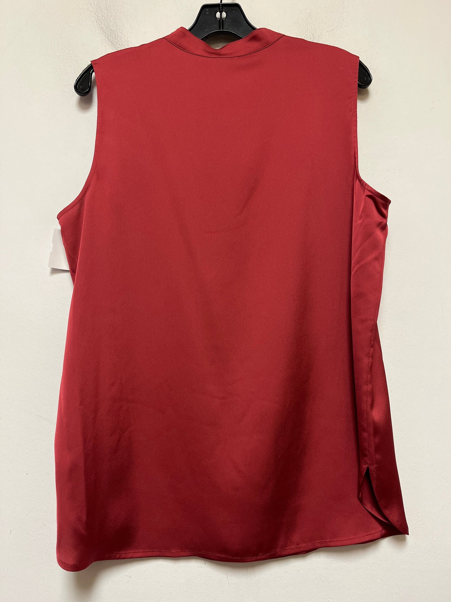 Top Sleeveless By Anne Klein In Red, Size: L