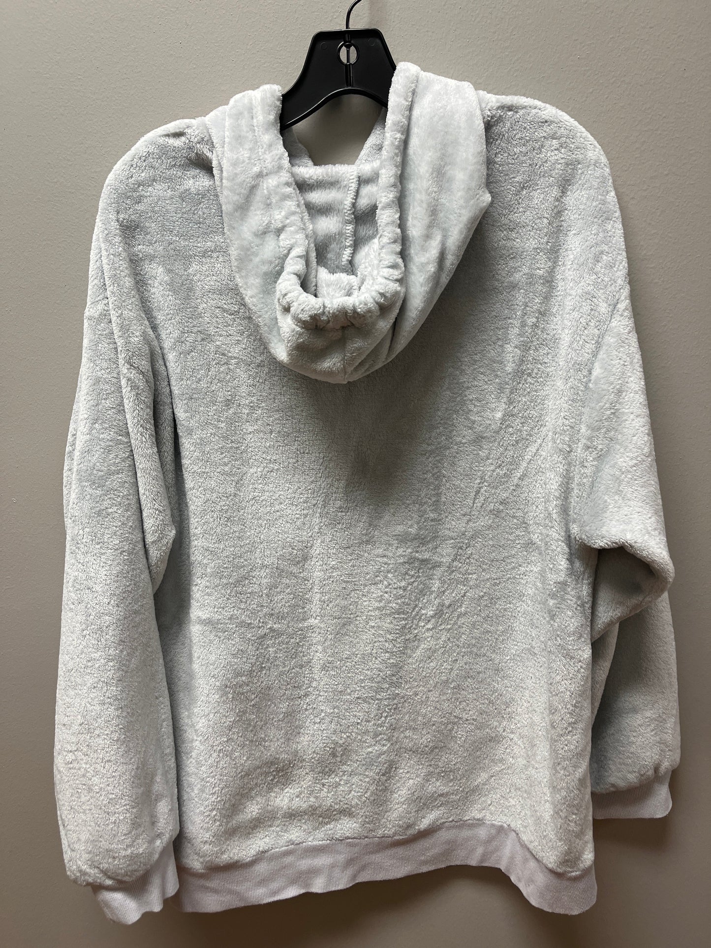 Sweatshirt Hoodie By Colsie In Grey, Size: Xl