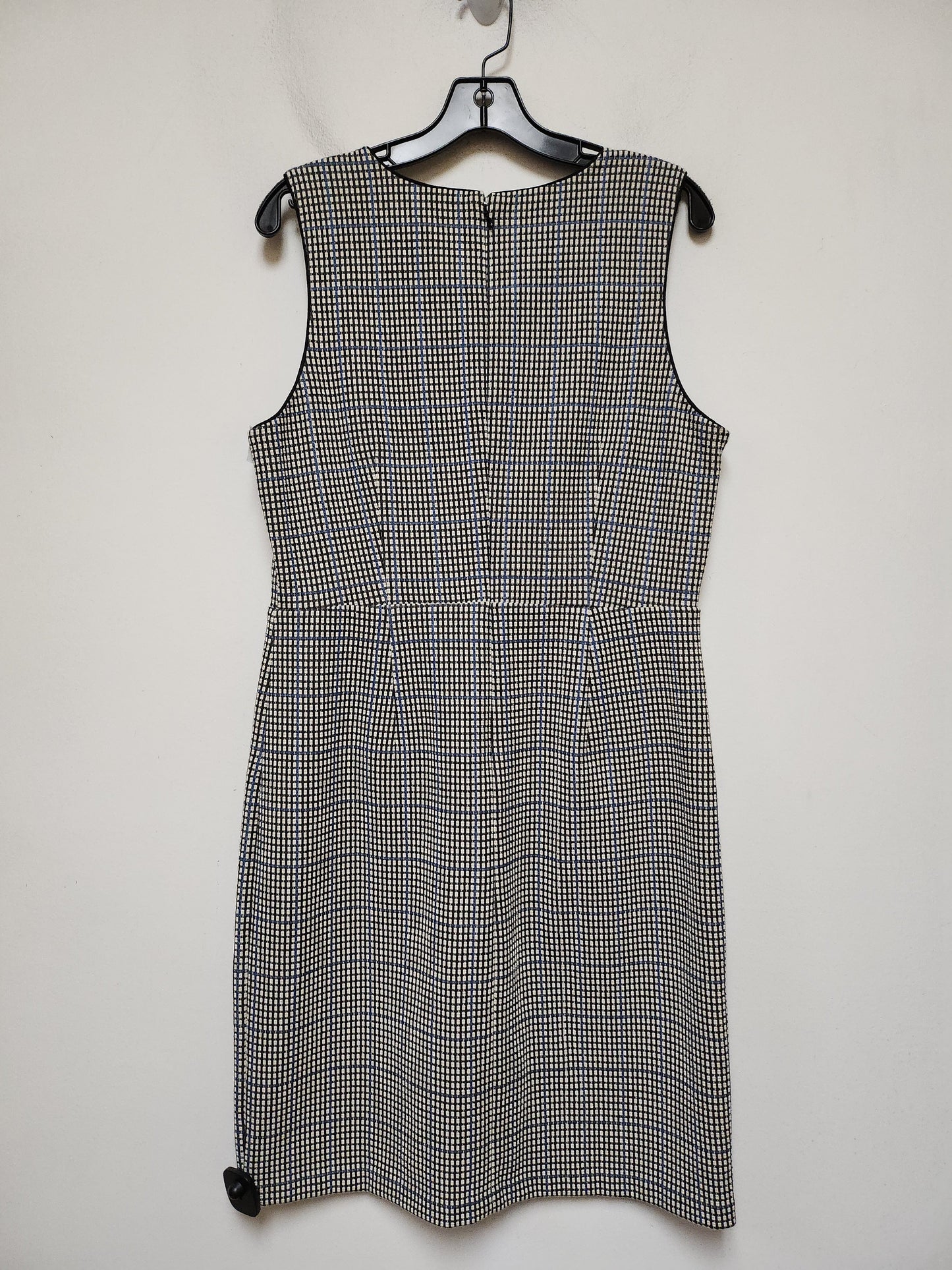 Dress Casual Midi By Ann Taylor In Black & White, Size: M