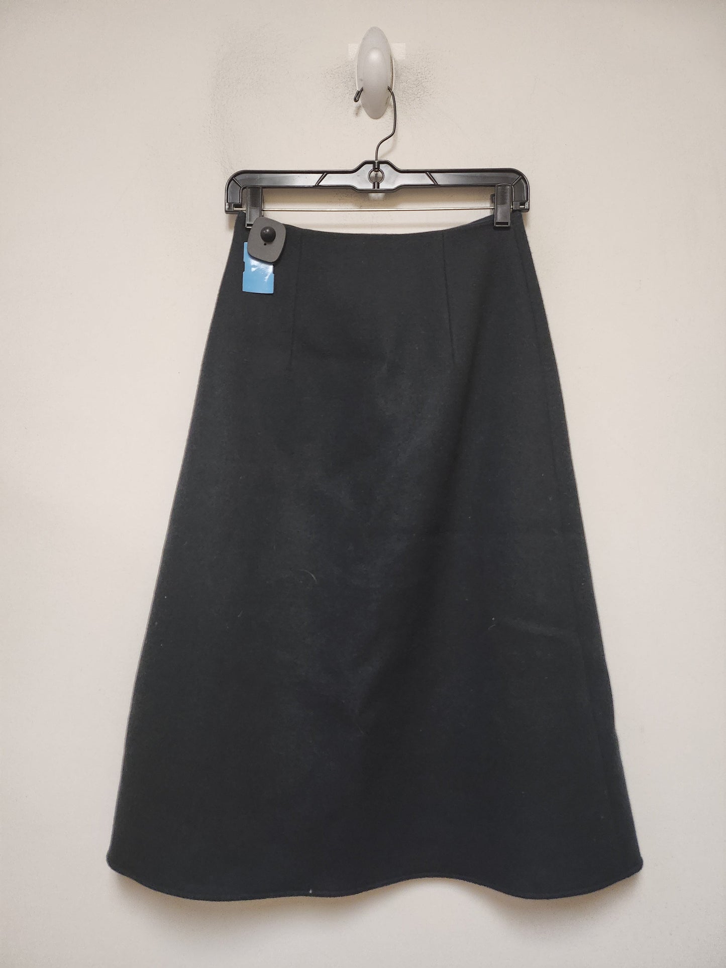 Skirt Midi By Club Monaco In Black, Size: 0