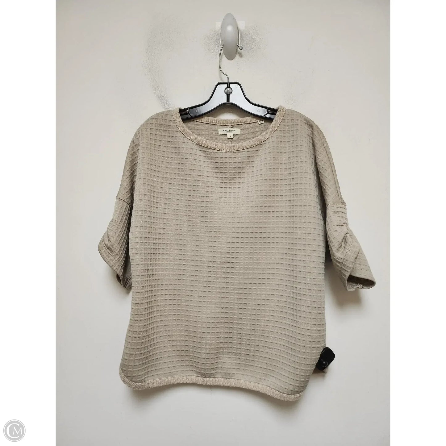 Top Short Sleeve By Max Studio In Tan, Size: S