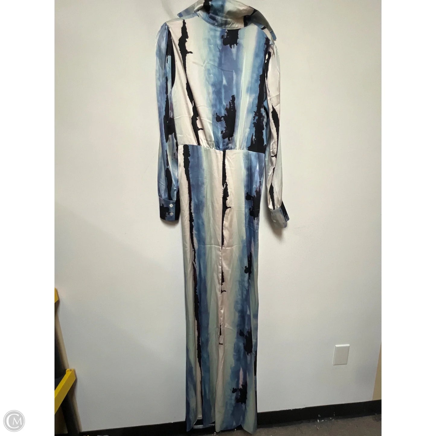 Dress Casual Maxi By Fashion Nova In Blue & White, Size: L