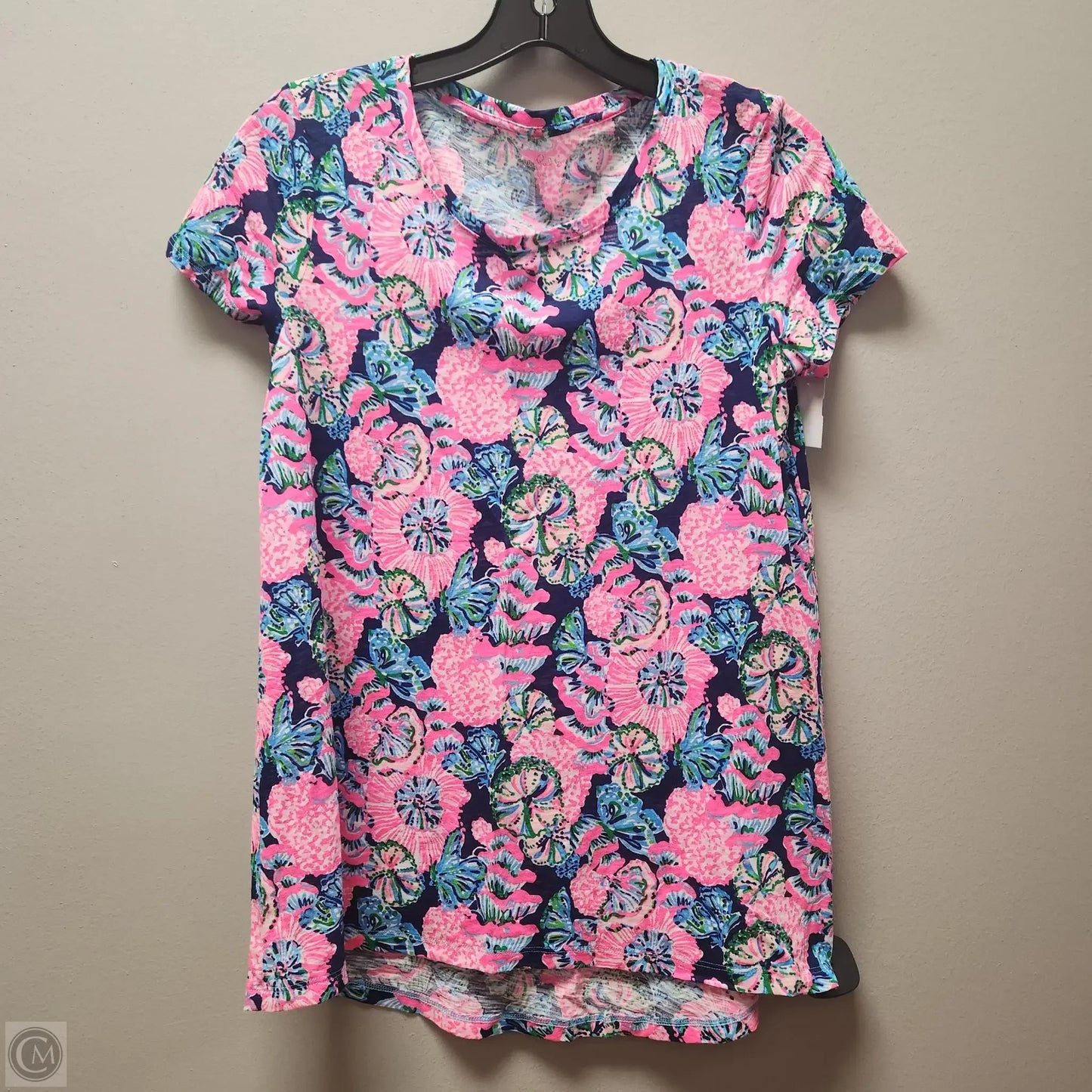 Top Short Sleeve Designer By Lilly Pulitzer In Pink, Size: Xs