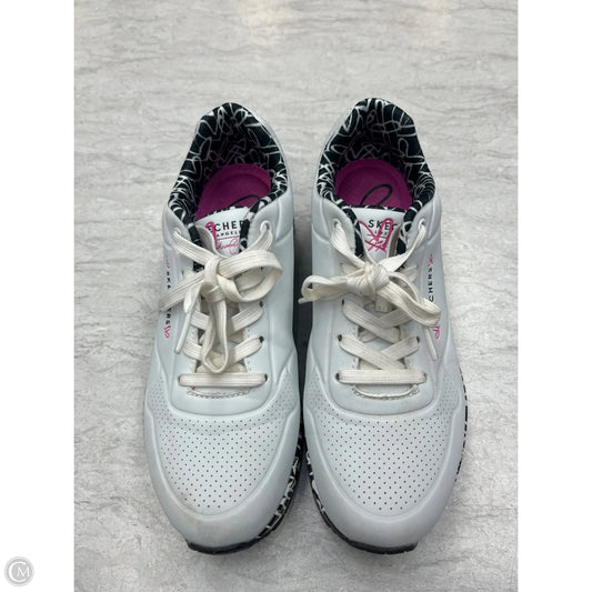 Shoes Athletic By Skechers In Black & White, Size: 7