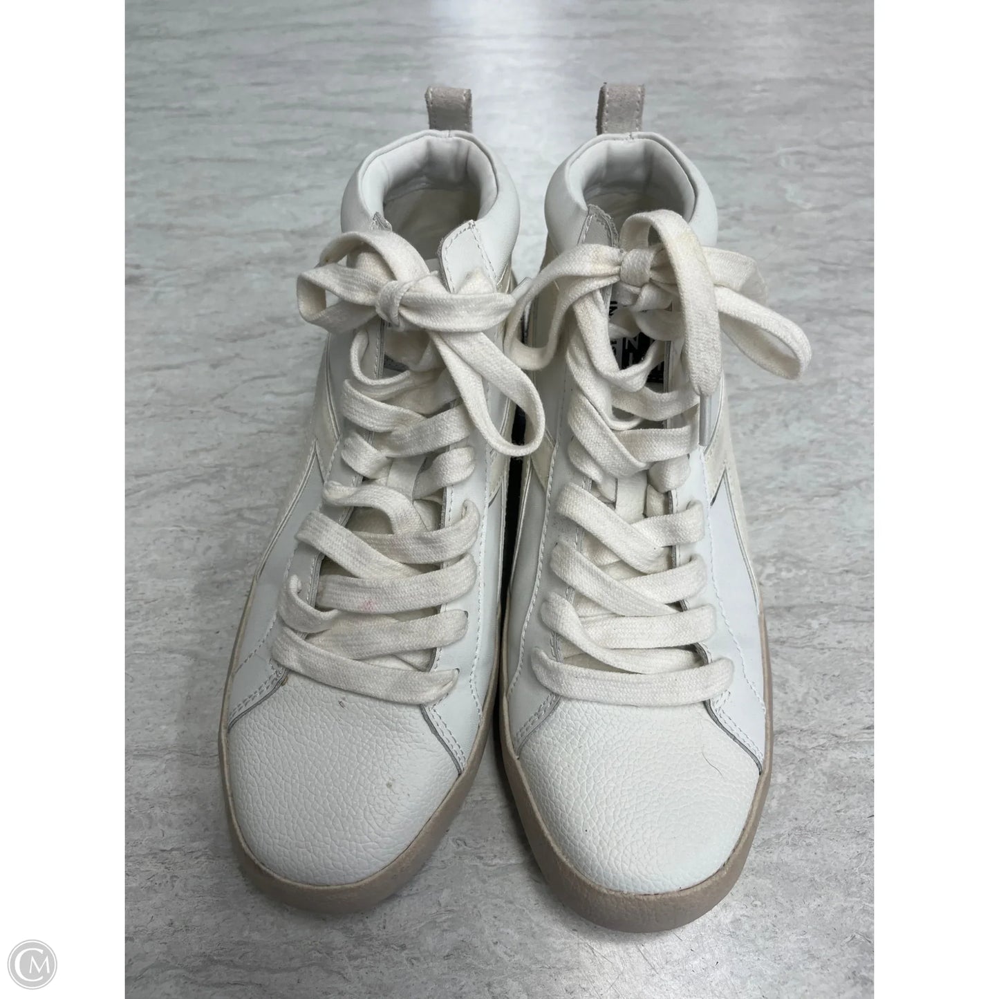Shoes Sneakers By Gianni Bini In Cream, Size: 6.5