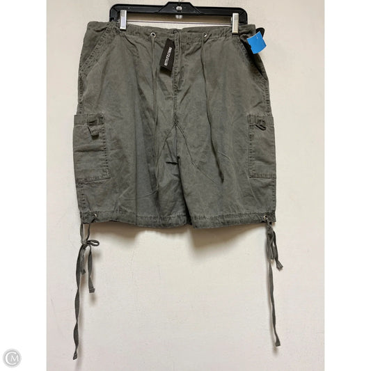 Shorts By Pretty Little Thing In Grey, Size: 6