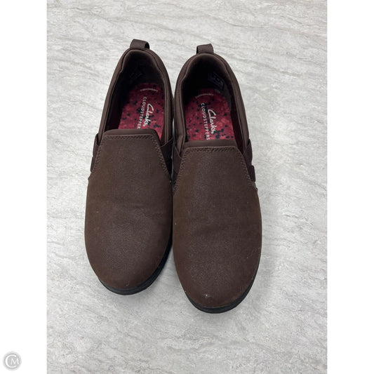Shoes Flats By Clarks In Brown, Size: 7.5