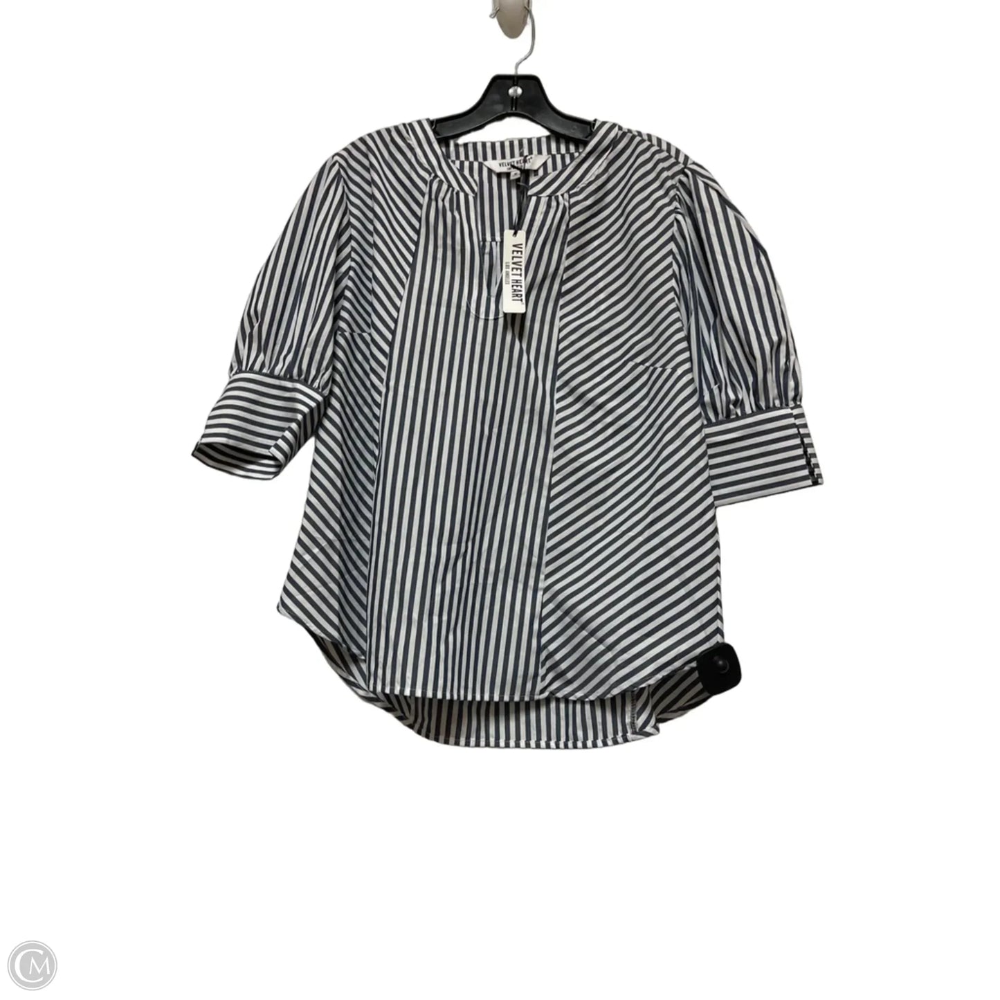 Top Short Sleeve By Velvet Heart In Striped Pattern, Size: M