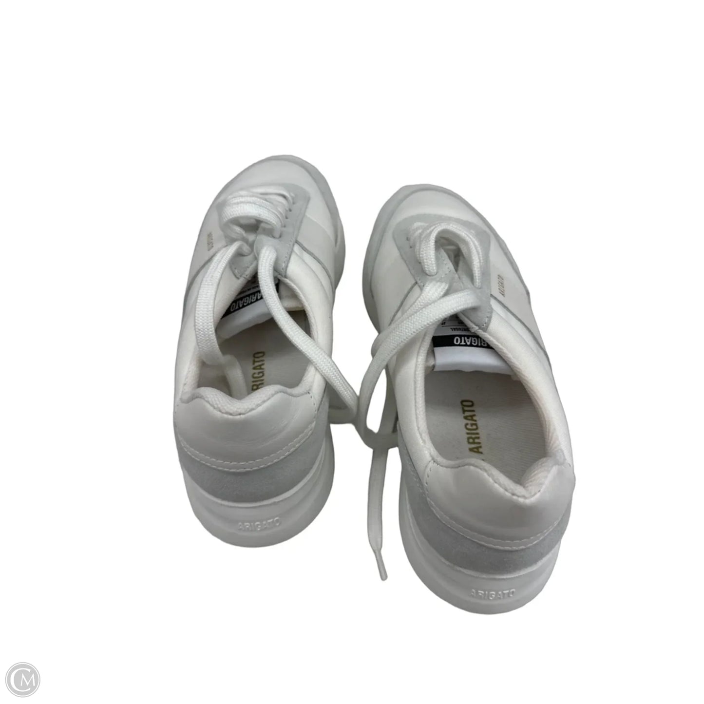 Shoes Sneakers By Clothes Mentor In Grey & White, Size: 7.5