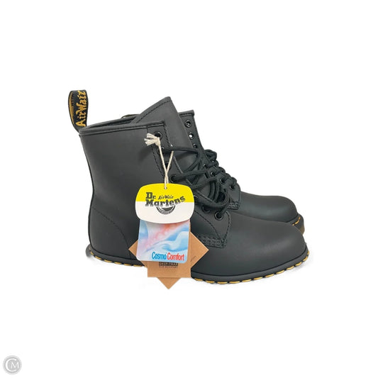 Boots Ankle Flats By Dr Martens In Black, Size: 7