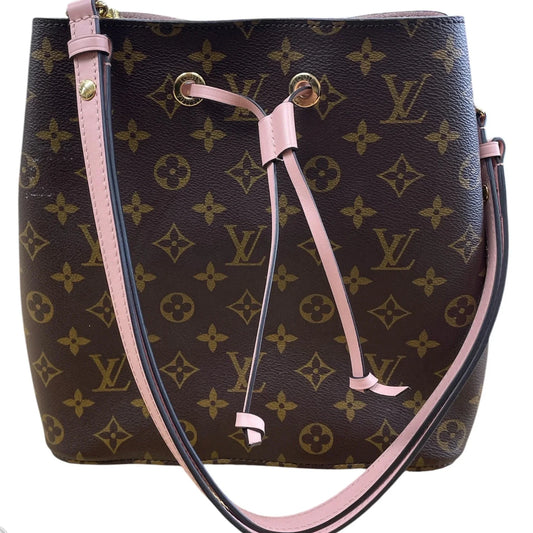 Handbag Luxury Designer By Louis Vuitton, Size: Medium