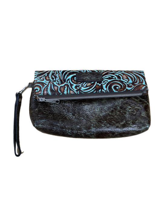 Clutch Designer By Patricia Nash  Size: Medium