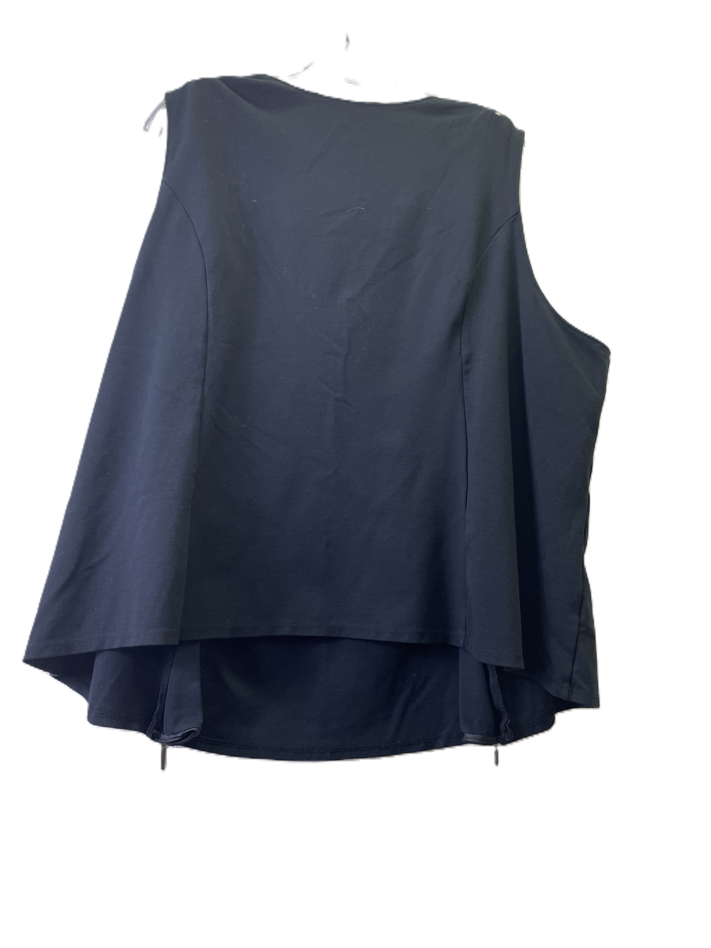 Top Sleeveless By Lane Bryant In Black, Size: 4x