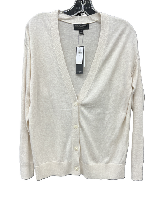 Sweater By Banana Republic In Cream, Size: Xs