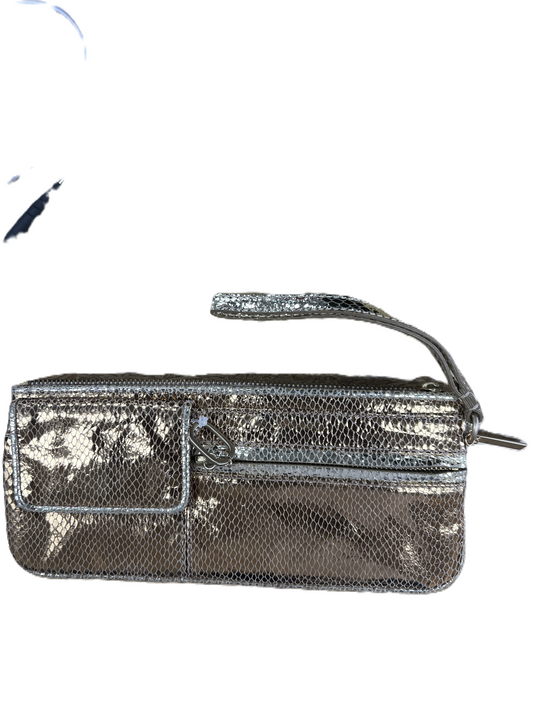 Wristlet By Laundry  Size: Medium