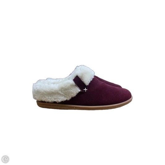 Slippers By Minnetonka In Maroon, Size: 8