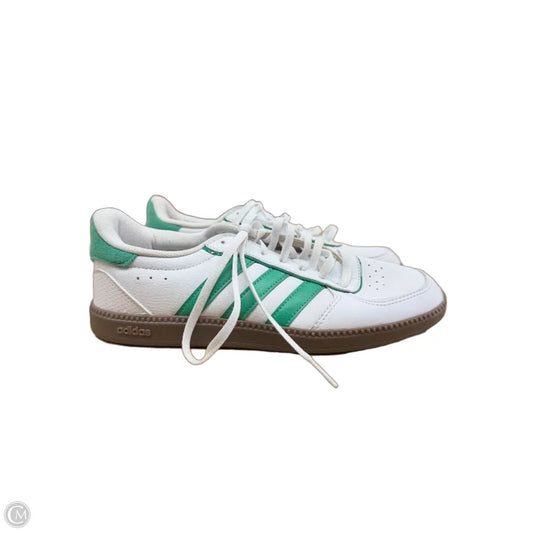 Shoes Athletic By Cma In White, Size: 8
