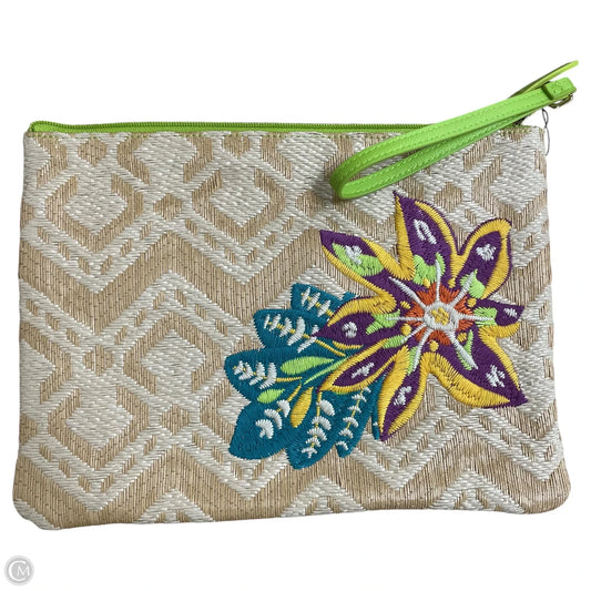 Wristlet By Vera Bradley, Size: Medium