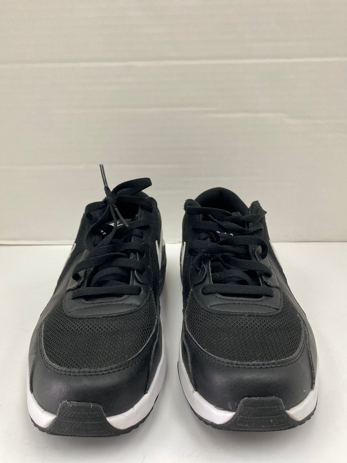 Shoes Athletic By Nike  Size: 6