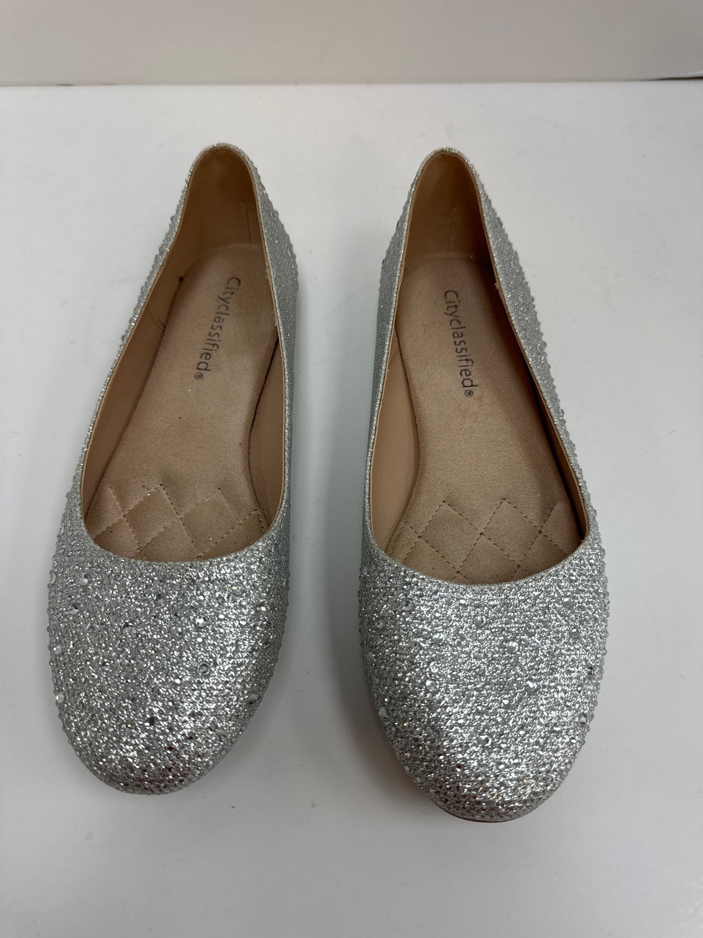 Shoes Flats By City Classified  Size: 7.5