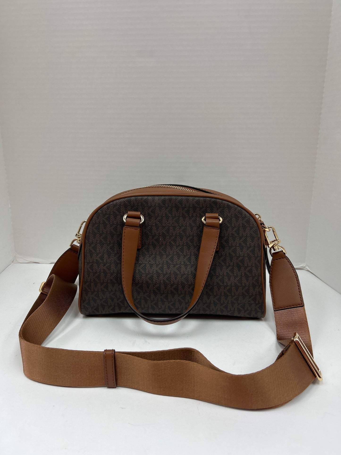 Crossbody Designer By Michael Kors  Size: Medium