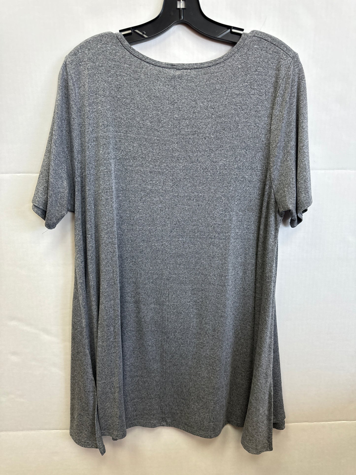 Top Short Sleeve By Lularoe  Size: L