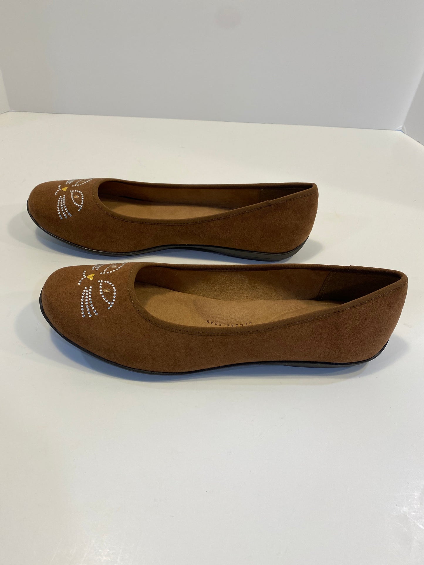 Brown Shoes Flats Clothes Mentor, Size 11