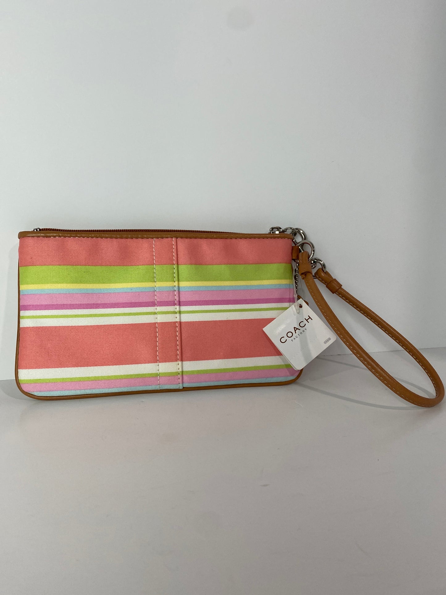 Wristlet Designer Coach, Size Medium